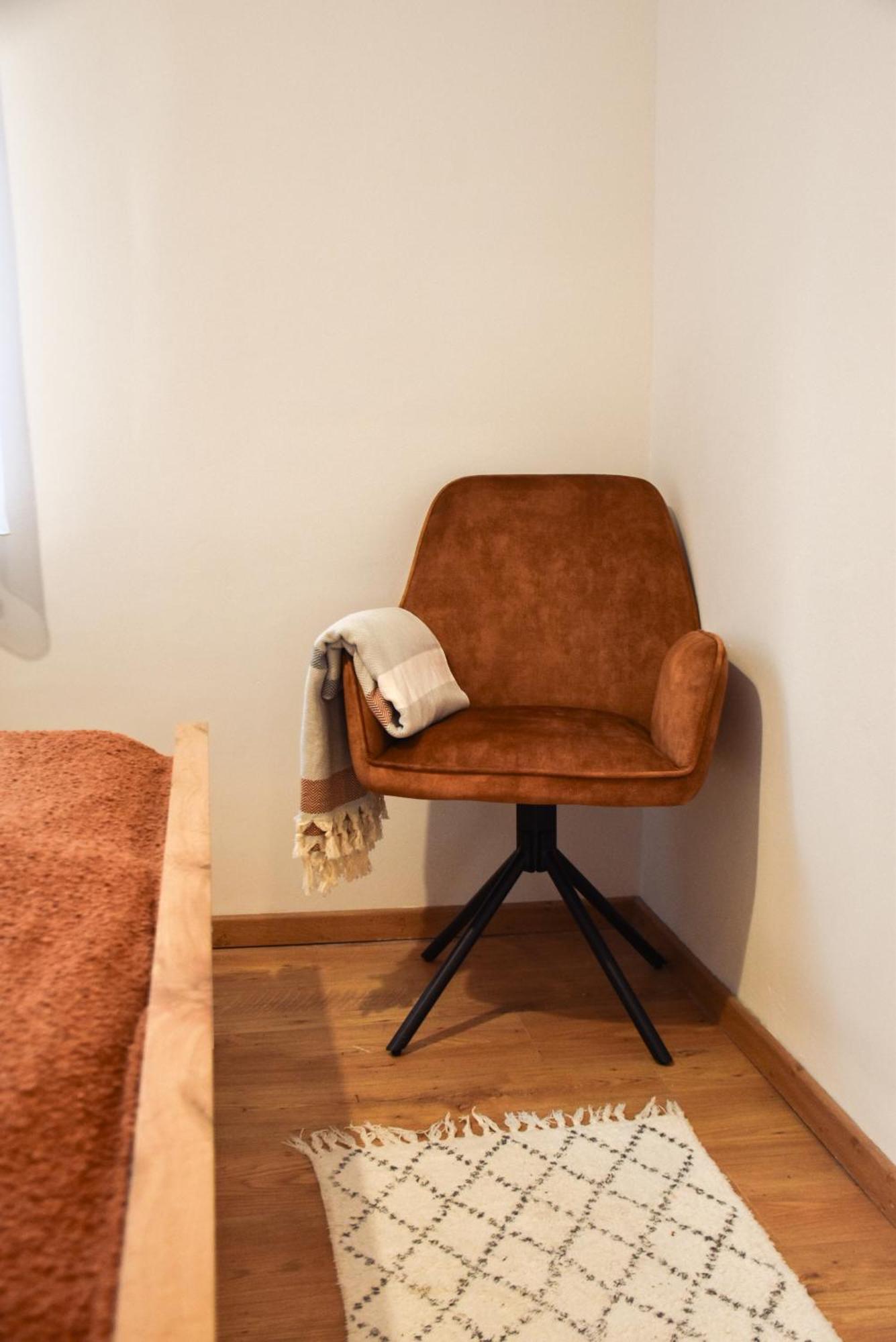 Foter Apartman Kiskunhalas Luaran gambar