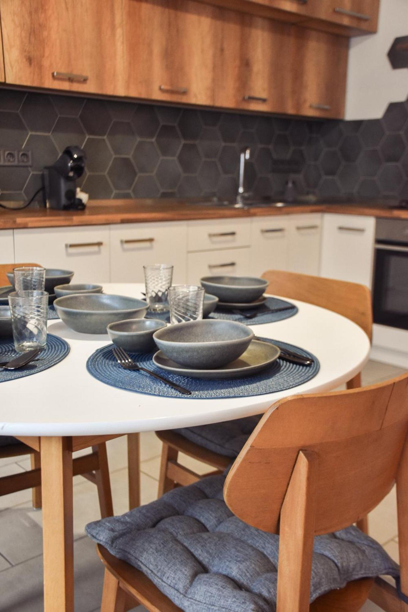 Foter Apartman Kiskunhalas Luaran gambar
